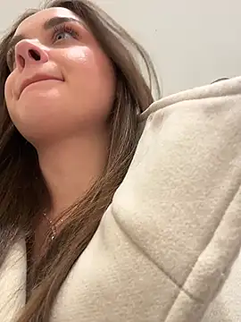KristiRich - Finger pussy+spank ass😻