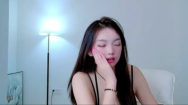 Lili-6677 - 脱掉裤裤