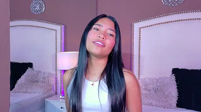 Hanaluna_ - Topless + massage my tits 💖