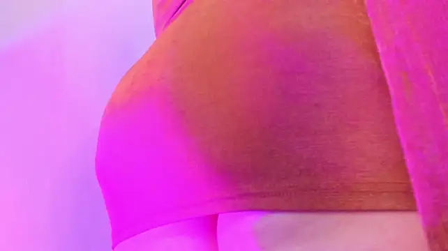 HeidyJones - play with my tits