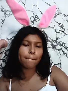 Mali-CeMuse - Masturbátion with the dildo