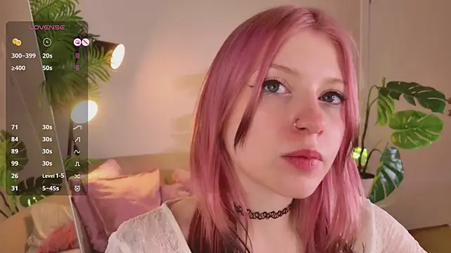 Arielabradberry - Eye contact+Tongue tease