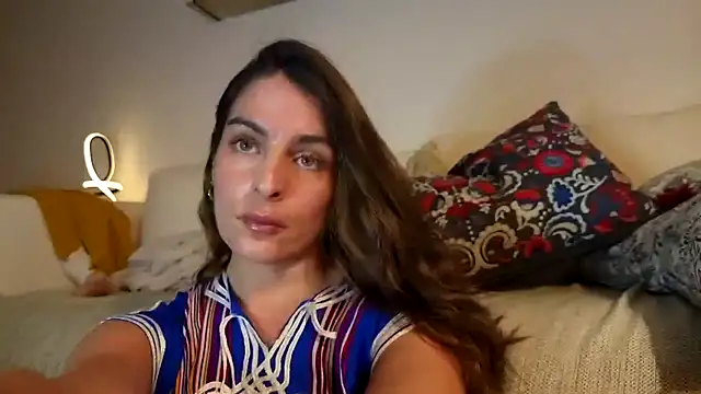 Camii2244 - cameltoe