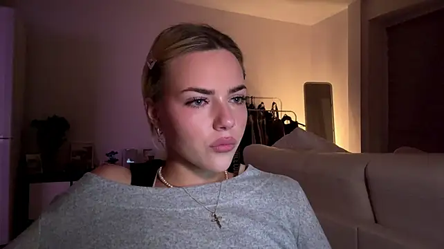 ChristelDuncombe - topless photo in PM (Last tip)