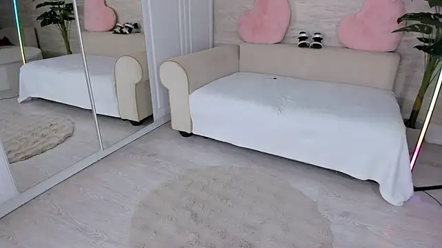 SexyElisabeth - HUGE SQUIRTTTT