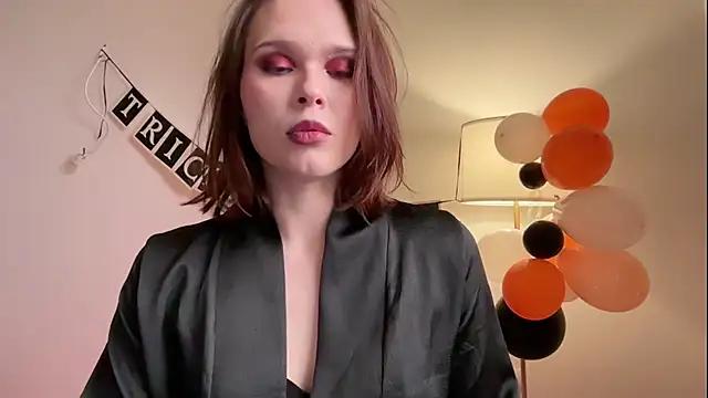 Stacyluxxe - Doggy Ass Tease (No Panties)! (‿|‿)