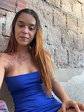 Badgirlgigi - Flash buceta no terraço