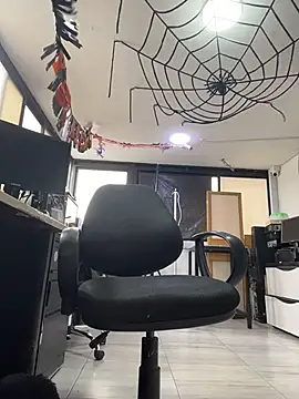 Brenda_Levine - control 10 min + show ass