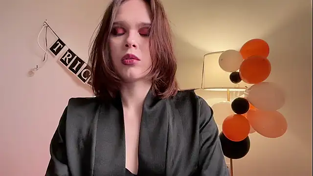 Stacyluxxe - Doggy Ass Tease (No Panties)! (‿|‿)