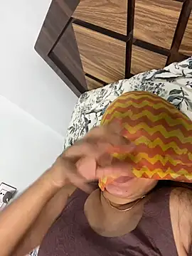 Miss_kanika76 - Pussy oil show