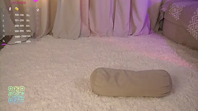 NoraQue - RUB MY KITTY AND LOUD MOAN