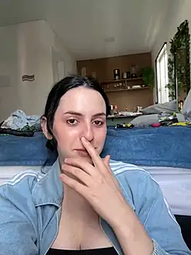 Soceciliaok - D4 abrindo o cuzinho