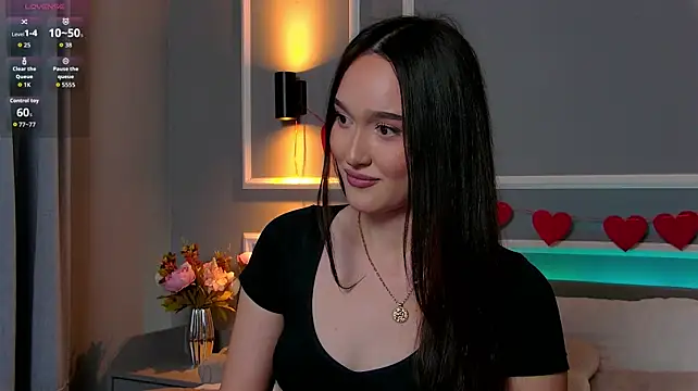 LindaMaxx - suck finger