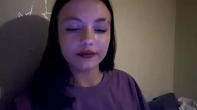 SandyVivona - Model pose for 10 sec
