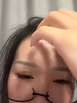 Xinxinxinyy1 - 每天开心