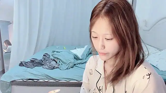 Xingxing-777 - 重重拍打屁股5下