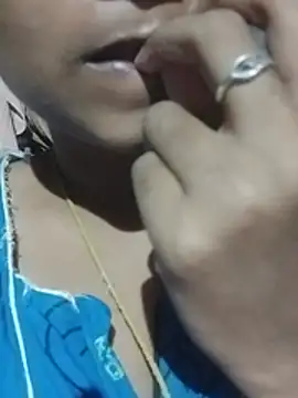 Tamilhot_nithiya - To buy a lush