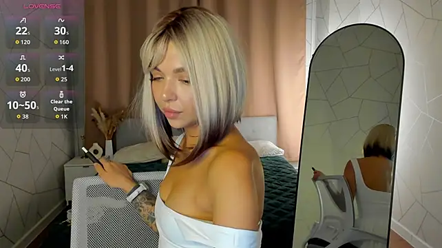 Megan_Fosterr - Boobs teasing