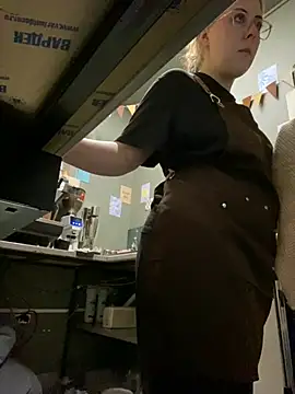 Cinnabon_ - MAKE MY PUSSY WET AT MY WORK