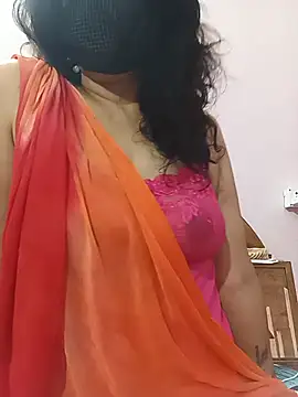 Honey_Babe06 - Braless back show 😘😘😘