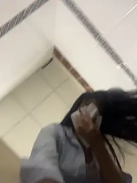 LuxeBrunetteXXX - MORE SQUIRT AT WORK💦💦