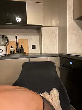 OIivia - Anal dildo bend over