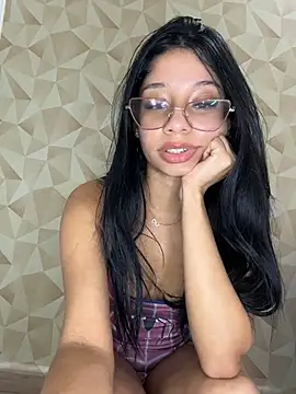 FadaPerigosa - Ficar peladinha e brincar com a ppka🔥