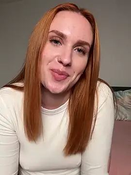 ChiaraVelvet - show my body an boobs for 1 min🍒