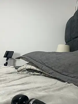 Cristal_Velle - Double toy play