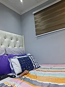 Thasha8 - cum and squirt show