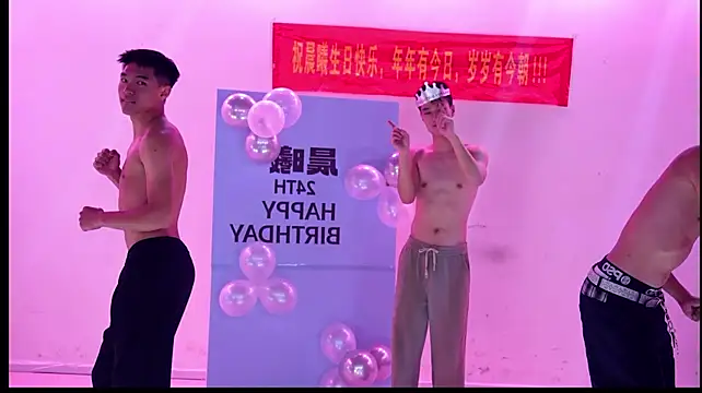 Heartbroken-boys-002 - 提前预定下个月宰柯柯一顿海鲜自助！（这个月没假了）