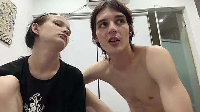 Altycouple - SHOW BOOBS
