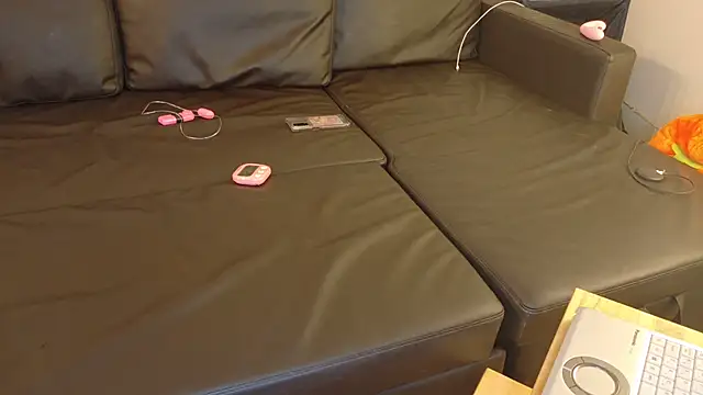 Angels1-2-3-4-5 - 100tk集まったらパンティだけになります💕
