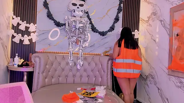 Megan_hugeboobs - SMILE FOR YOU + KISSES 😍🥰