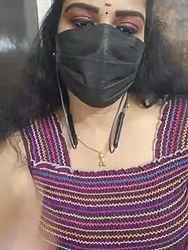 soundharya_tamil's Live XXX Chat