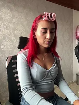 Juliethademon - 🥥🥥Show boobs🥥🥥