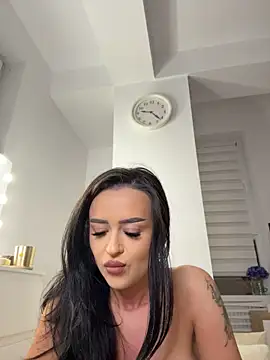 Katty_Pery - Lick the tip 👅