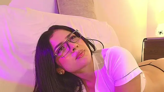 Adara_johnson__