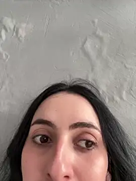 Soceciliaok - D4 abrindo o cuzinho