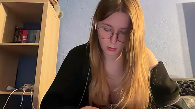 Thepretiestgirlhere - twerk en levrette 🥵