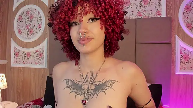 NaylaNyx - Play pussy doggy 🫦