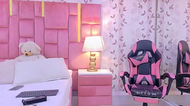 ArianaFranco - control toy 2 min