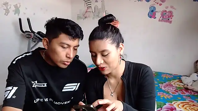 Maye_dan - show pussy and oil