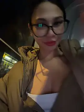 Aria51 - massage boobs&let moans out on street