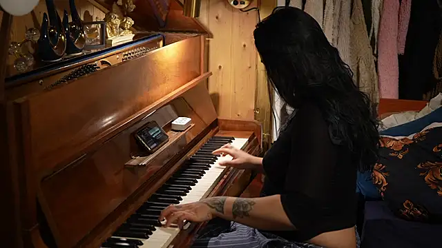 VanessaDoyle - 5 video hot