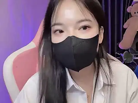 Julie_Ulie - Hôm nay khum Dâm Khum Đĩ chỉ nhận🌺20/10