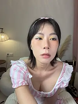 Nanako99 - 坐脸揉胸