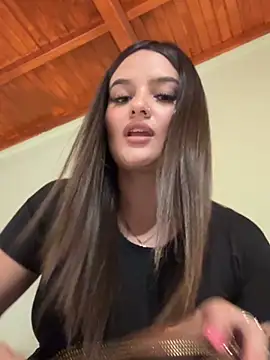 Ellarosee_ - fingering ass+control lush 3min