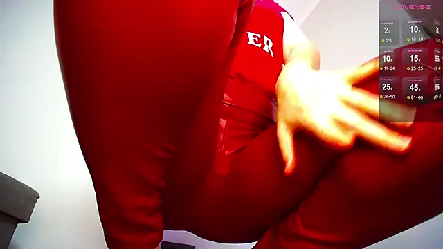 KinkyMissCherry - please Mistress