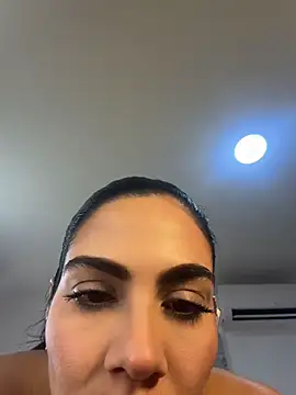 Valecruz903 - Make me feel ur dick 🍆🍑✨